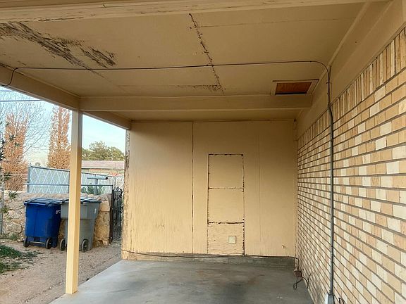 3rd image of 5837 Bagdad Way
