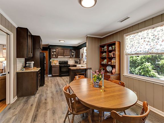 5th image of 207 Bonnafield Dr