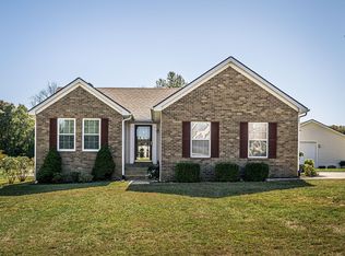657 Helmwood Cir, Mt Washington, KY 40047