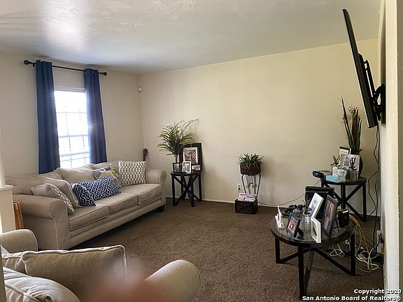 5th image of 6243 Elm Valley Dr