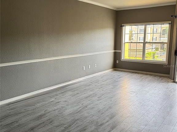 4th image of 3707 Conroy Rd APT 1729
