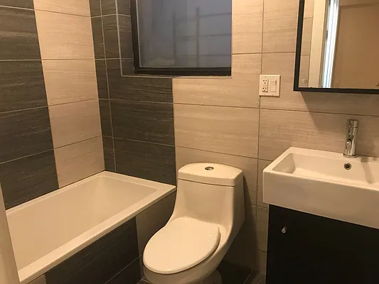 Rented by Premier Metro Realty Corp | media 18