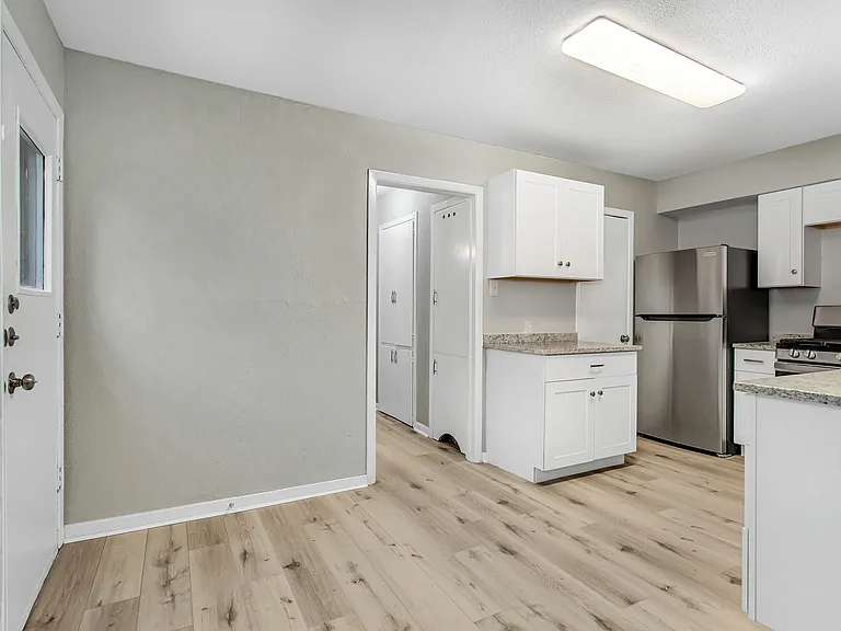 4916 Worth St #1 — Photo 11