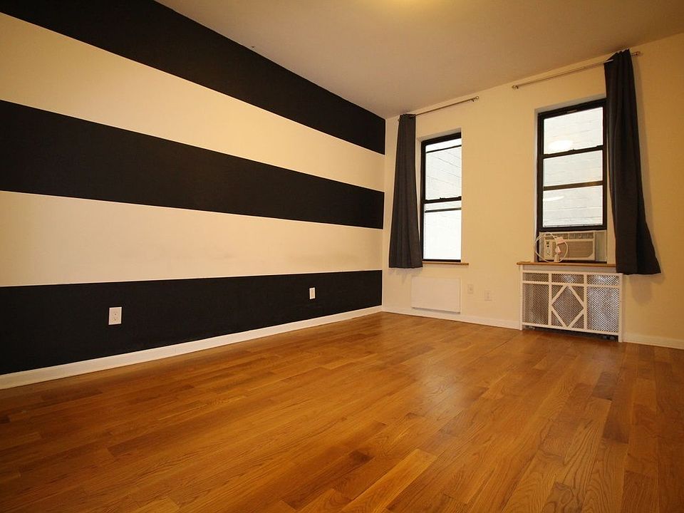 2nd image of 1728 2nd Ave APT 1C