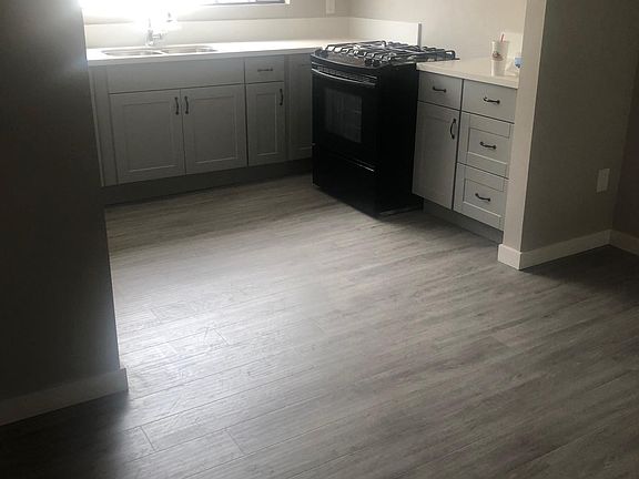 4th image of 14500 Van Nuys Blvd Unit 2