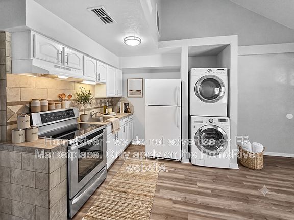 3rd image of 11563 SE 57th Ct