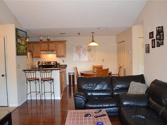 3rd image of 10265 Gandy Blvd N APT 904