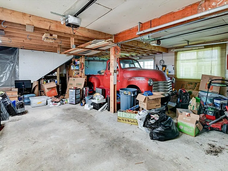 2961 Union St — Photo 27