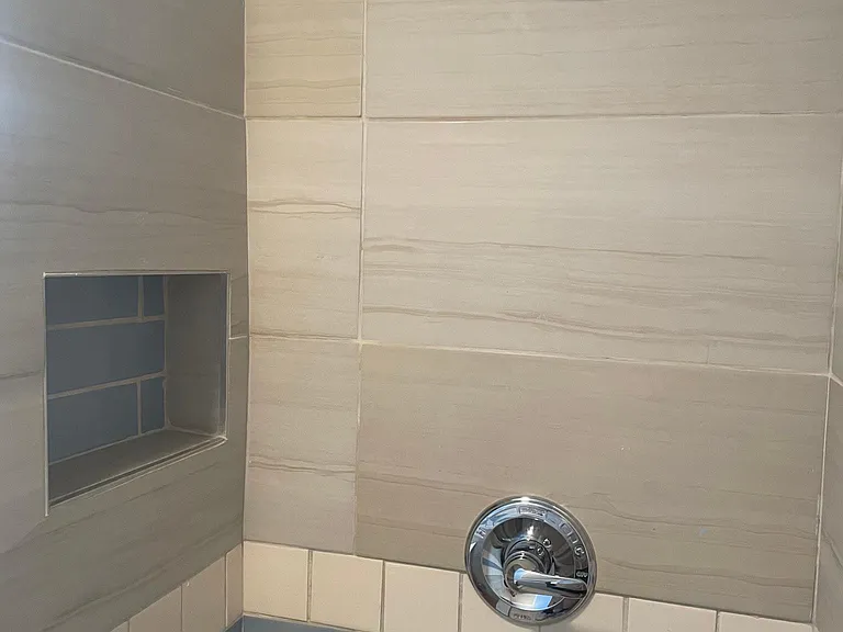 114 N Helme Pl #1 — Photo 24