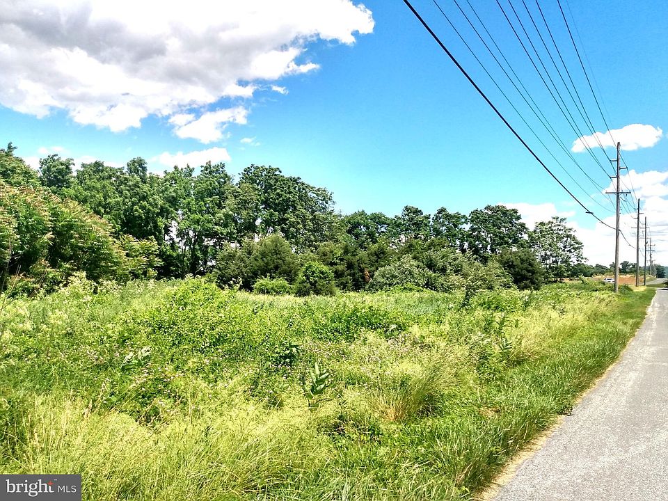 2nd image of Walker Rd