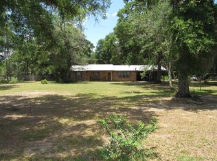 5700 J V Woolley Rd, Crestview, FL 32539