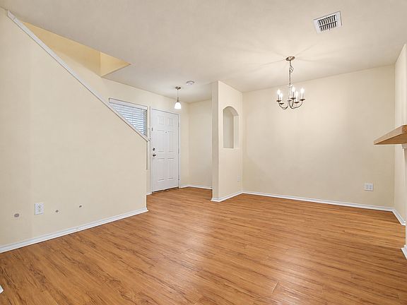 5th image of 7408 Lazy Spur Blvd