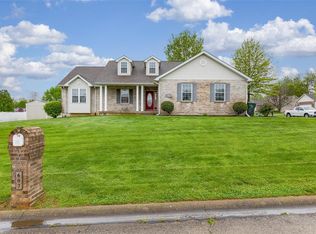 607 Log Cabin Ln, Farmington, MO 63640