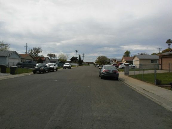 5th image of 1585 Catalpa St