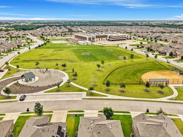 906 Silverbell St, Princeton, TX 75407