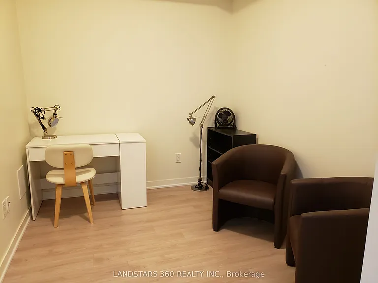 318 Spruce St #1006 — Photo 9