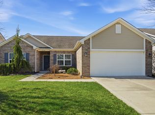 9704 Brook Wood Dr, McCordsville, IN 46055