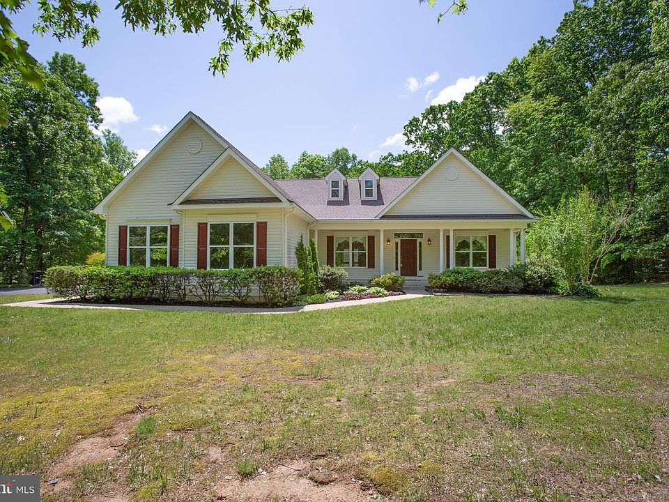1st image of 164 Gentle Breeze Cir