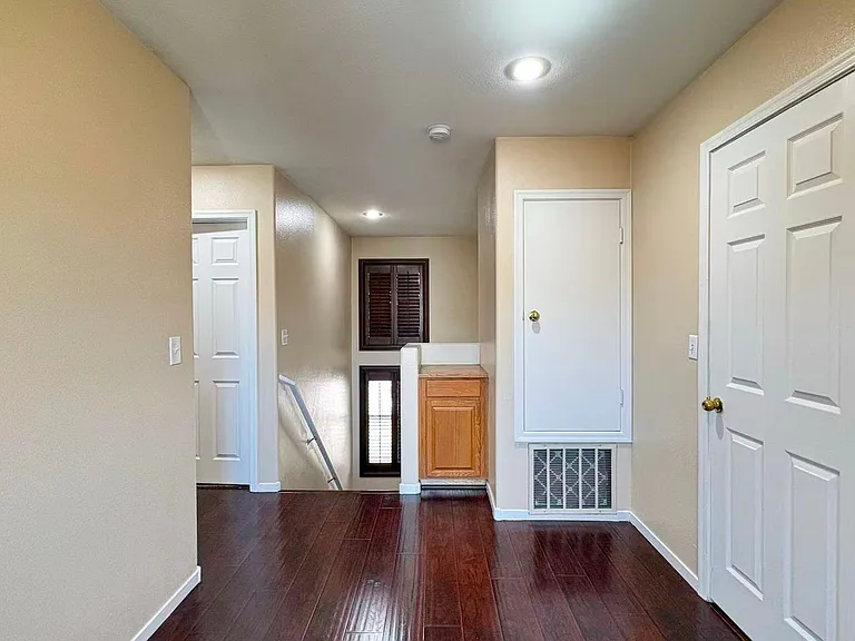 2684 Heathrow St — Photo 7