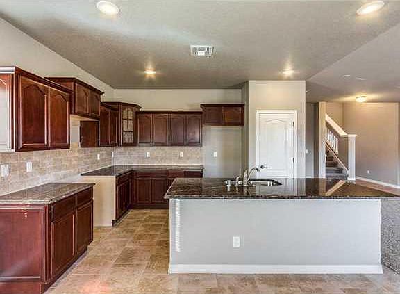 2nd image of 7640 Wolf Creek Dr