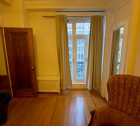 5th image of 510 W 110th St #9C1