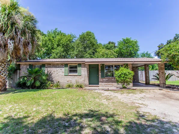 709 Powell Dr NE, Fort Walton Beach, FL 32547