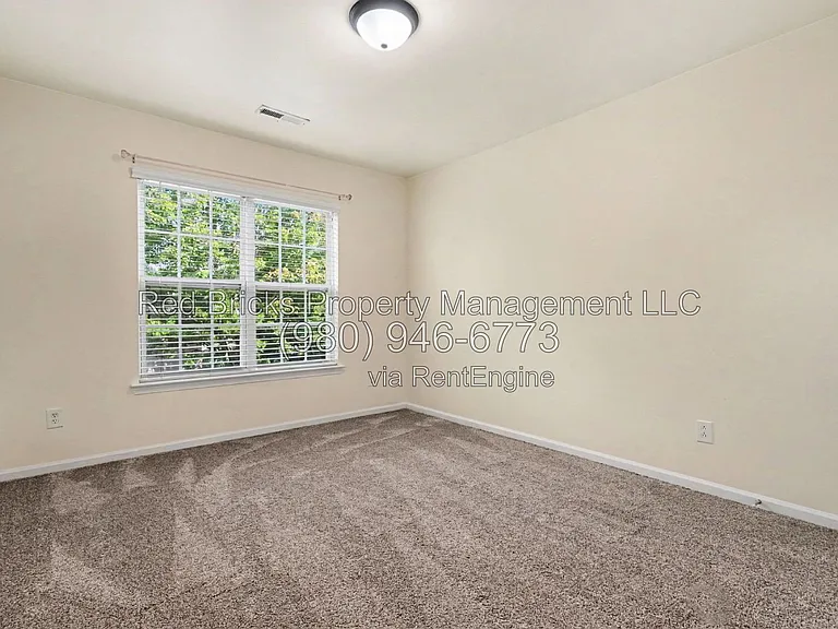 13502 Delstone Dr — Photo 29