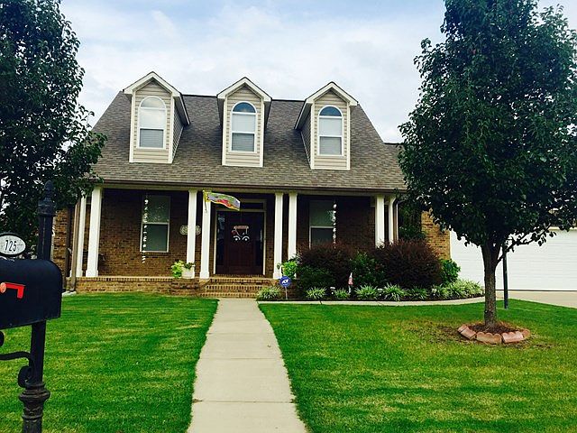 1st image of 725 Savannah Dr