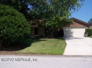 2335 The Woods Dr E, Jacksonville, FL 32246