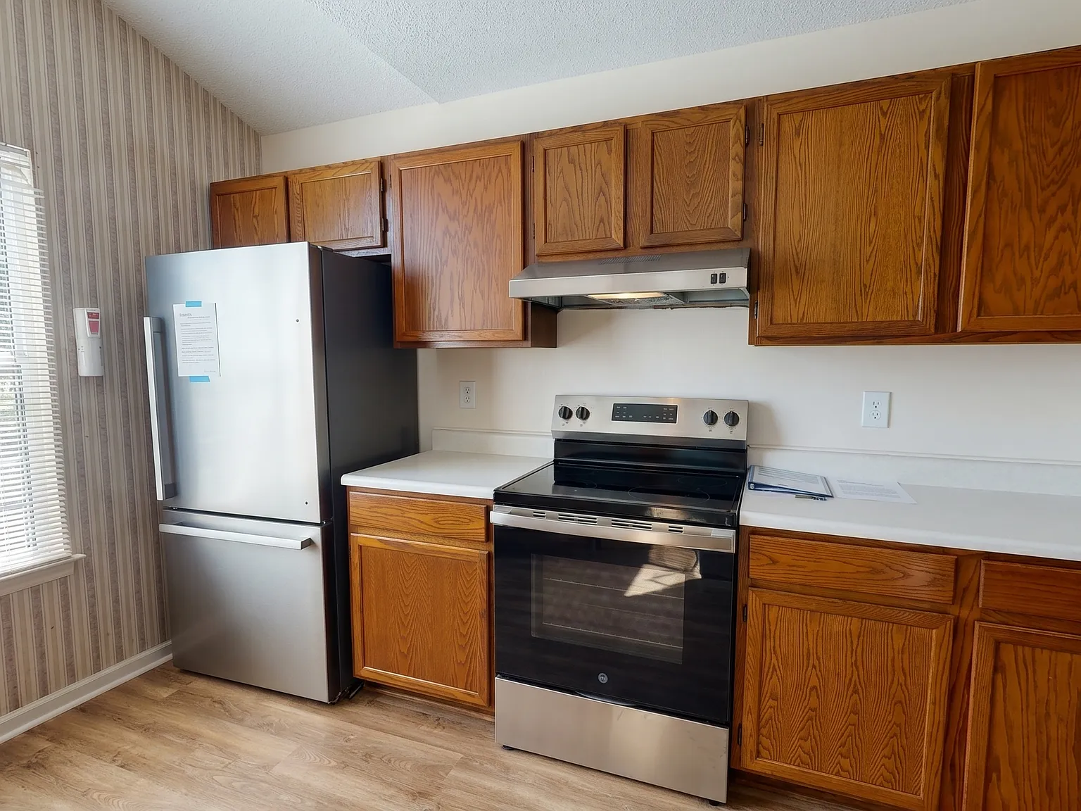 3 bed, 1260 sqft, $2,000 — Photo 3