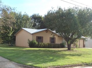 223 Dahlia Dr, Taylor, AL 36301