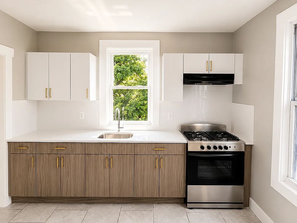 1st image of 27-29 N Munn Ave #5C