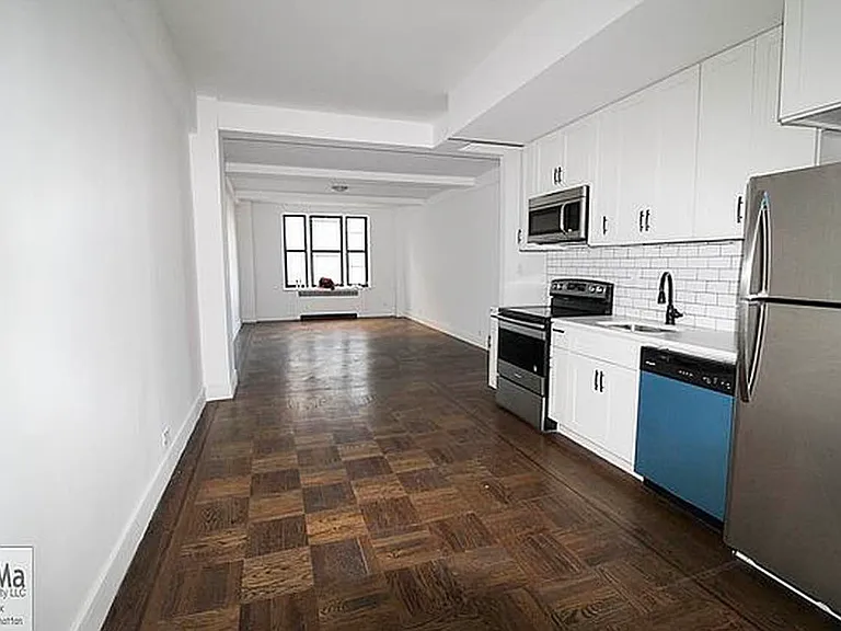 3660 Waldo Ave #4J — Photo 1