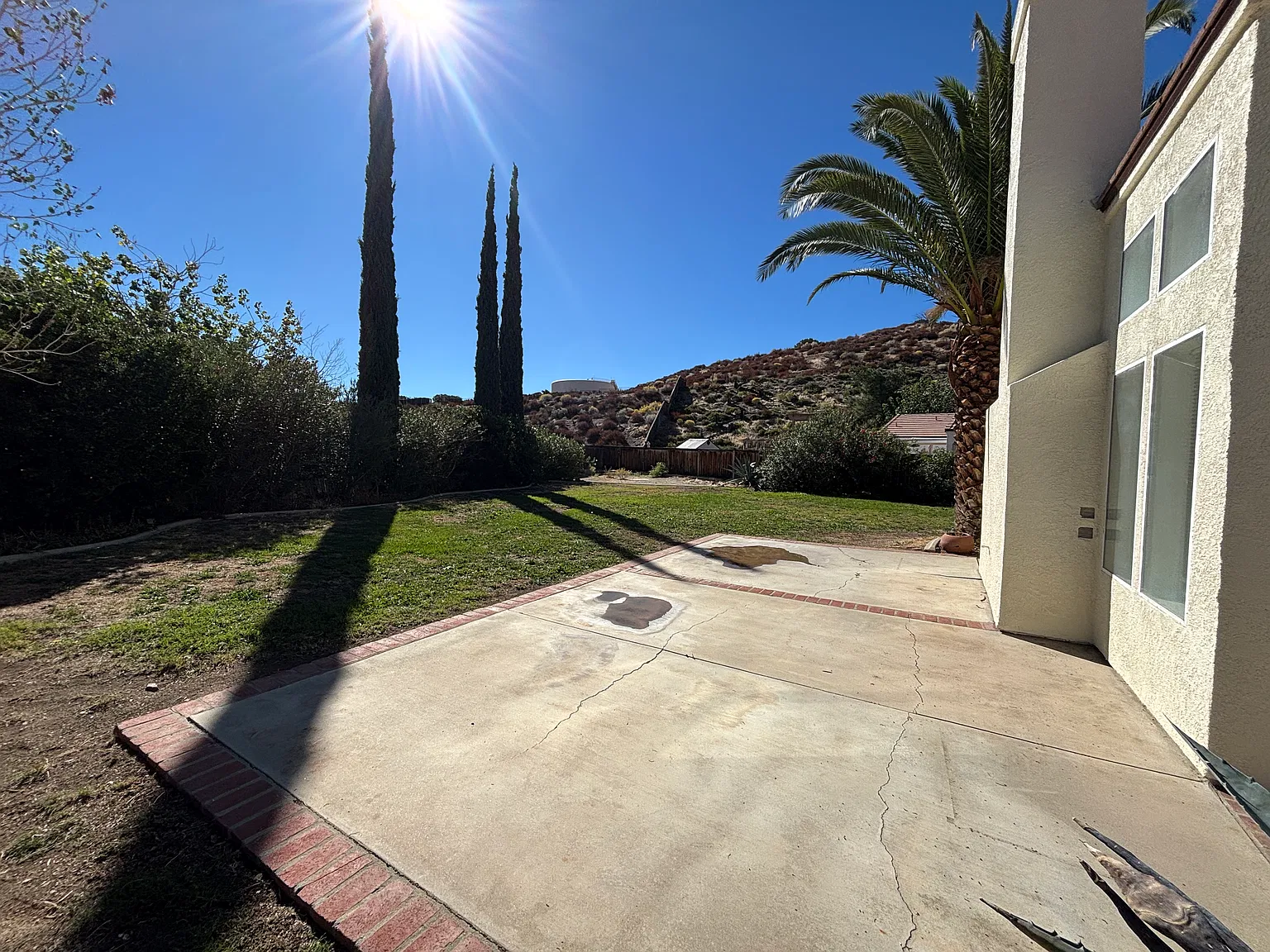 3 bed, 1388 sqft, $2,800 — Photo 2