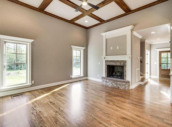 3rd image of 2623 Wendell Way