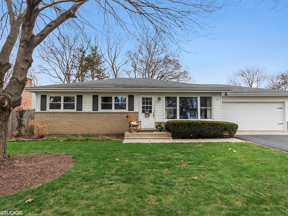 1st image of 3S177 Cypress Dr