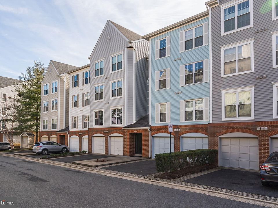 1st image of 255 S Pickett St #18