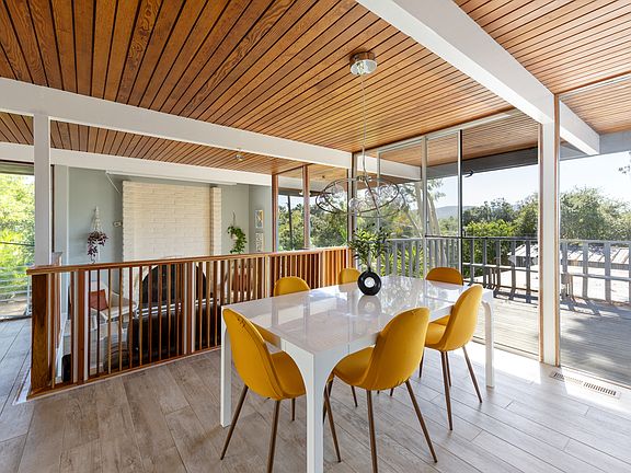 2nd image of 1548 Via Rancho Pkwy