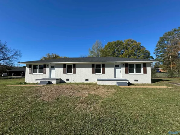 304-306 Campbell Dr, Athens, AL 35611