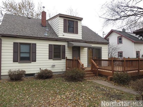 2nd image of 145 33rd Ave N
