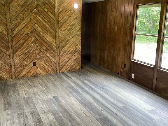 3rd image of 406 County Road 609 #155-13