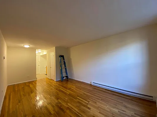 Rented by Oxford Property Group | media 8