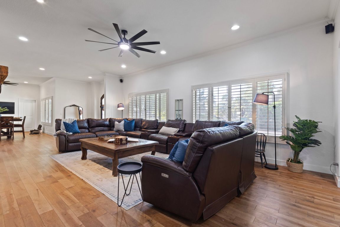 next background image