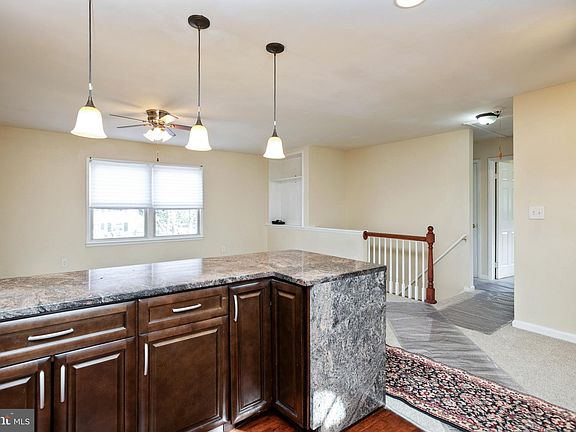 4th image of 14733 Elmira Ct