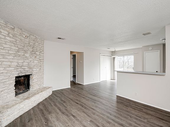 3rd image of 11907 Alpheus Ave
