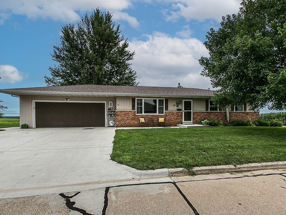 110 Hill St, Luxemburg, IA 52056 Zillow