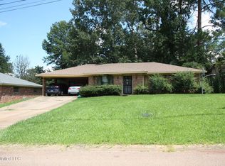 3344 Fleetwood Dr, Jackson, MS 39212