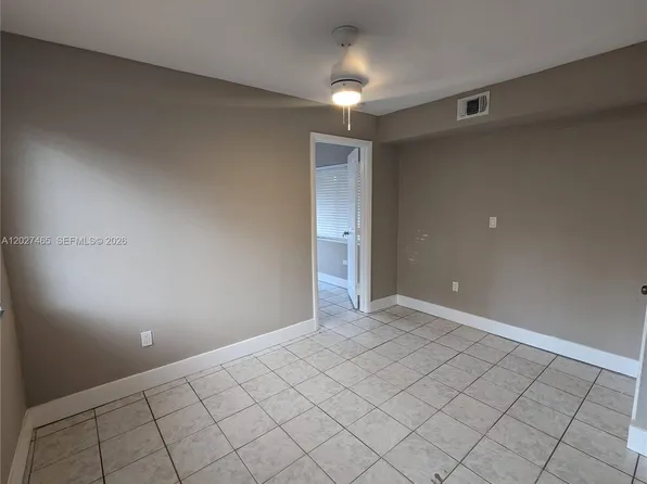 (undisclosed Address), Miami, FL 33161