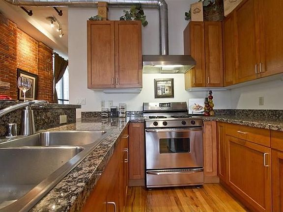 5th image of 1800 Lawrence St APT 405
