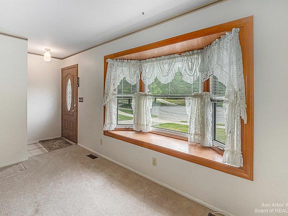 5th image of 3576 Cushing Ct
